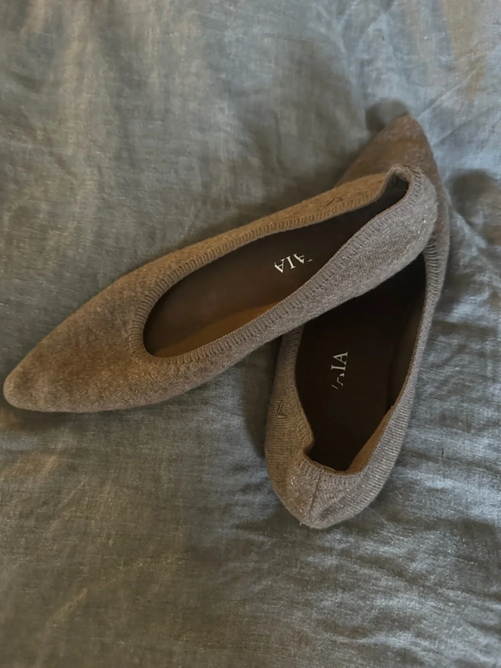 Pointed Knit Ballet Flats in Taupe - Picture 4 of 4